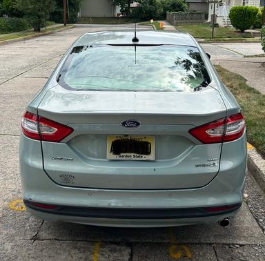 2013 Ford Fusion Hybrid SE Hybrid
