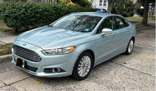2013 Ford Fusion Hybrid SE Hybrid