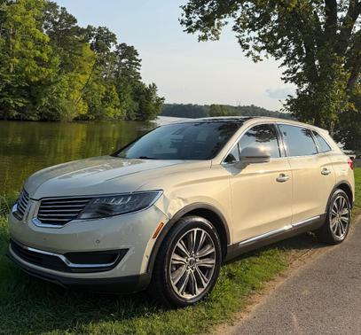 Beige 2016 Lincoln MKX Reserve