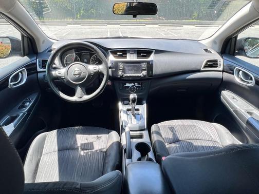 Black 2018 Nissan Sentra SV