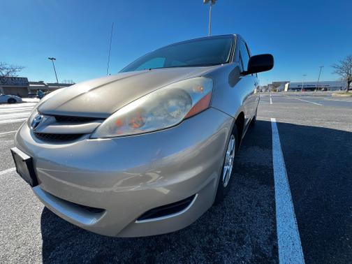 2007 Toyota Sienna LE