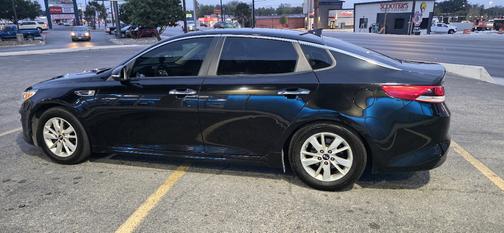 2018 Kia Optima LX