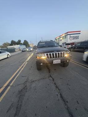 Black 1999 Jeep Grand Cherokee Laredo