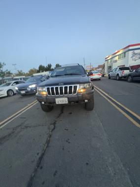 Black 1999 Jeep Grand Cherokee Laredo