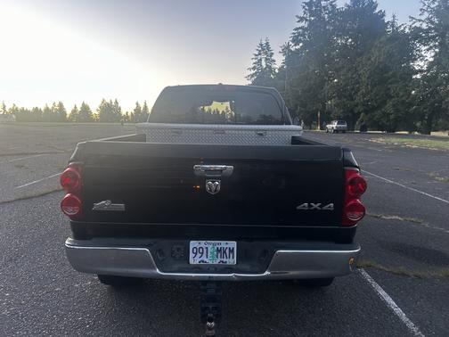 Black 2008 Dodge Ram 1500 SLT Quad Cab