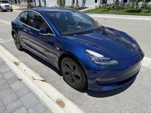 2020 Tesla Model 3 Standard Range Plus