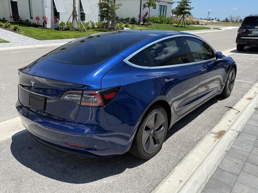2020 Tesla Model 3 Standard Range Plus