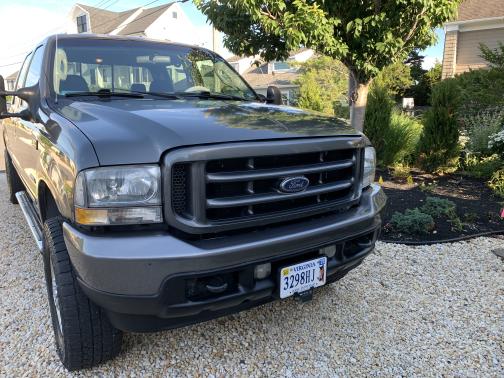Photo 2 of 6 of 2004 Ford F-350 XLT Crew Cab Super Duty