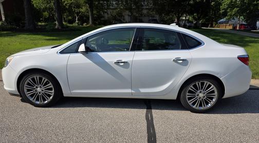 2013 Buick Verano Leather