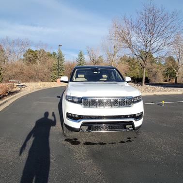 2022 Jeep Grand Wagoneer Series II