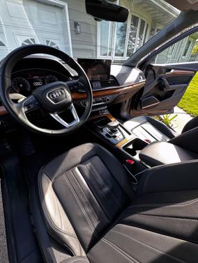 2023 Audi Q5 45 S line Premium Plus