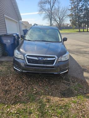 Gray 2017 Subaru Forester 2.5i Premium