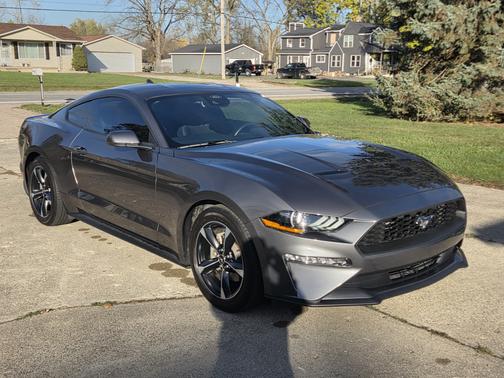 2021 Ford Mustang EcoBoost