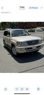 2005 Lexus LX 470 Base