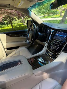 Black 2019 Cadillac Escalade Luxury
