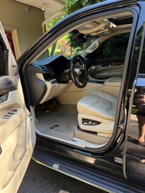 Black 2019 Cadillac Escalade Luxury