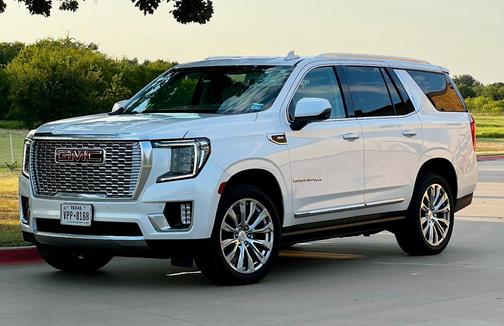 White 2024 GMC Yukon Denali