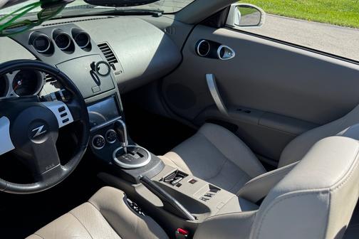 2005 Nissan 350Z Touring