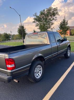 Gray 2011 Ford Ranger XLT