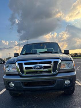 Gray 2011 Ford Ranger XLT