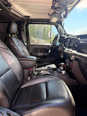 Black 2021 Jeep Gladiator Overland