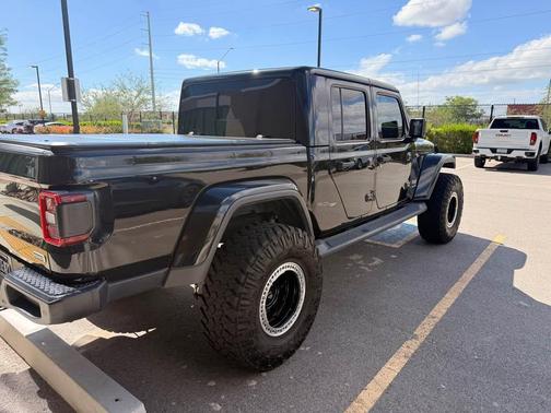 Black 2021 Jeep Gladiator Overland