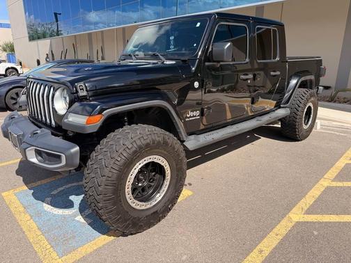 Black 2021 Jeep Gladiator Overland