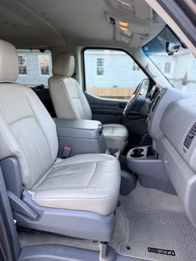 2018 Nissan NV Passenger NV3500 HD SL V8