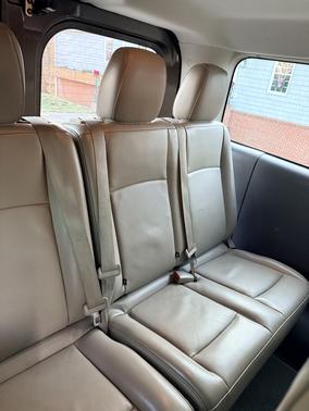 2018 Nissan NV Passenger NV3500 HD SL V8