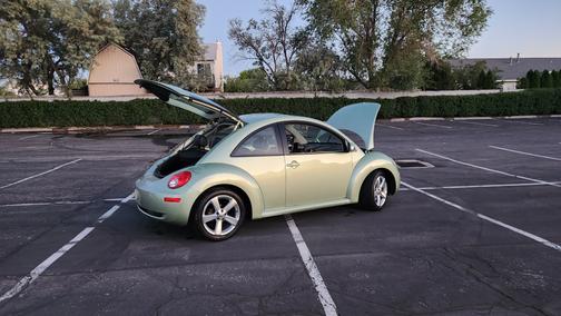 Green 2006 Volkswagen New Beetle TDI