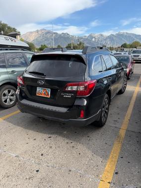 Black 2017 Subaru Outback 2.5i Limited