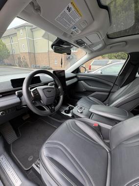 2021 Ford Mustang Mach-E Premium