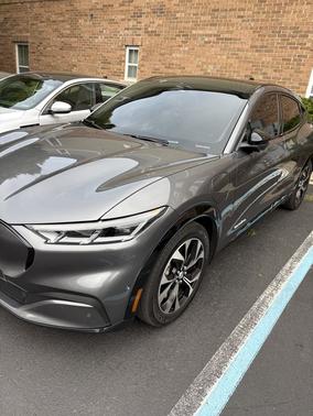 2021 Ford Mustang Mach-E Premium