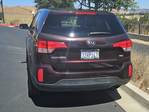 2015 Kia Sorento LX