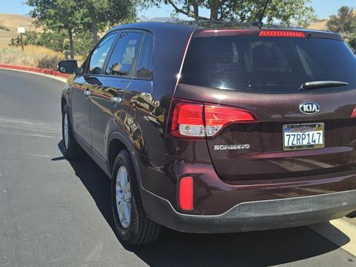 2015 Kia Sorento LX