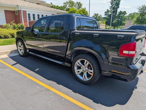 Black 2008 Ford Explorer Sport Trac Limited