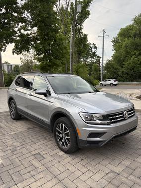 Gray 2019 Volkswagen Tiguan 2.0T SE