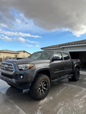 2017 Toyota Tacoma TRD Sport