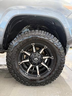 2017 Toyota Tacoma TRD Sport