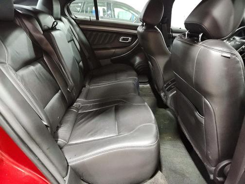 2016 Ford Taurus SEL