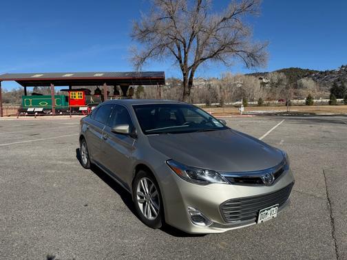 2014 Toyota Avalon XLE Premium