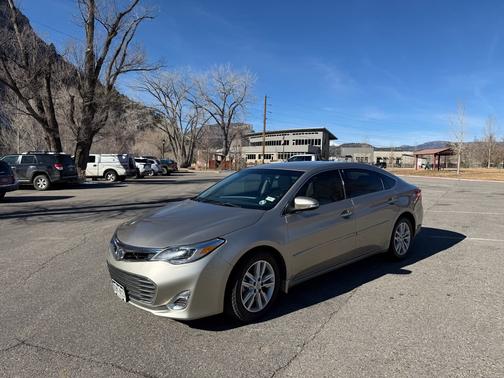2014 Toyota Avalon XLE Premium