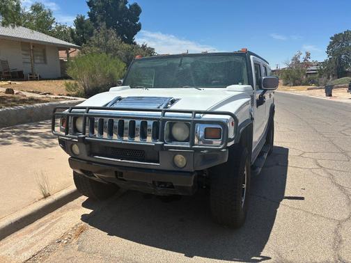 Beige 2004 Hummer H2 Base