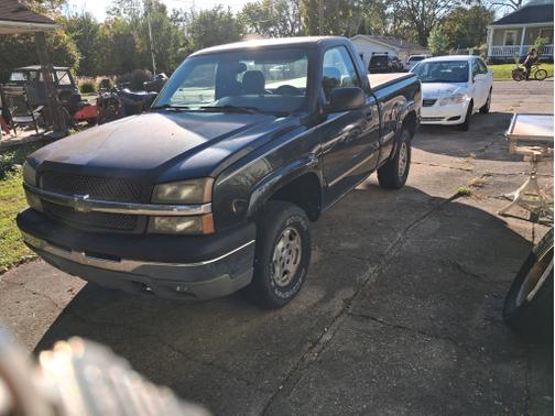Black 2004 Chevrolet Silverado 1500 Z71