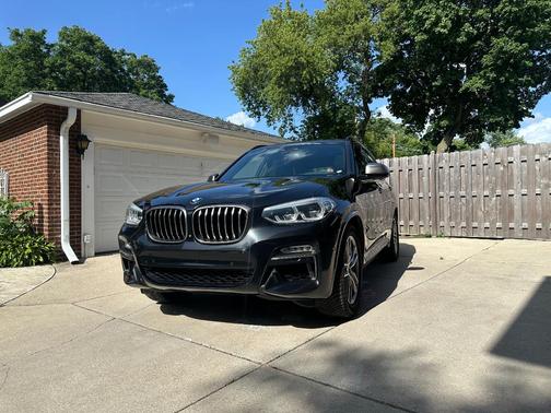 Black 2018 BMW X3 M40i