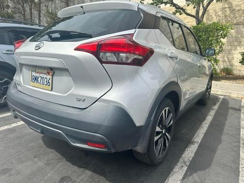 2019 Nissan Kicks SV