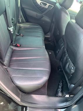 Black 2013 INFINITI FX37 Base