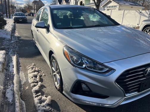 2019 Hyundai SONATA SE