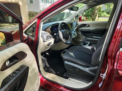 2018 Chrysler Pacifica Touring Plus