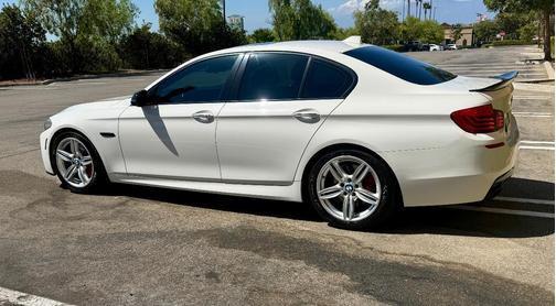 White 2015 BMW 550 i